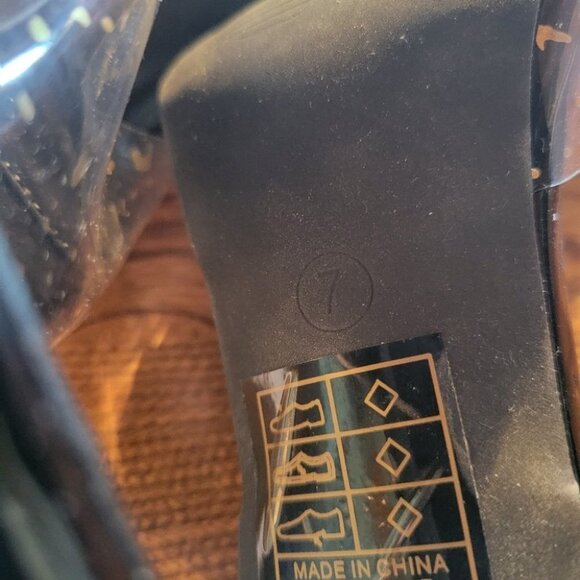 FASHION NOVA Slingback heels black & gold size 7 - Picture 7 of 10